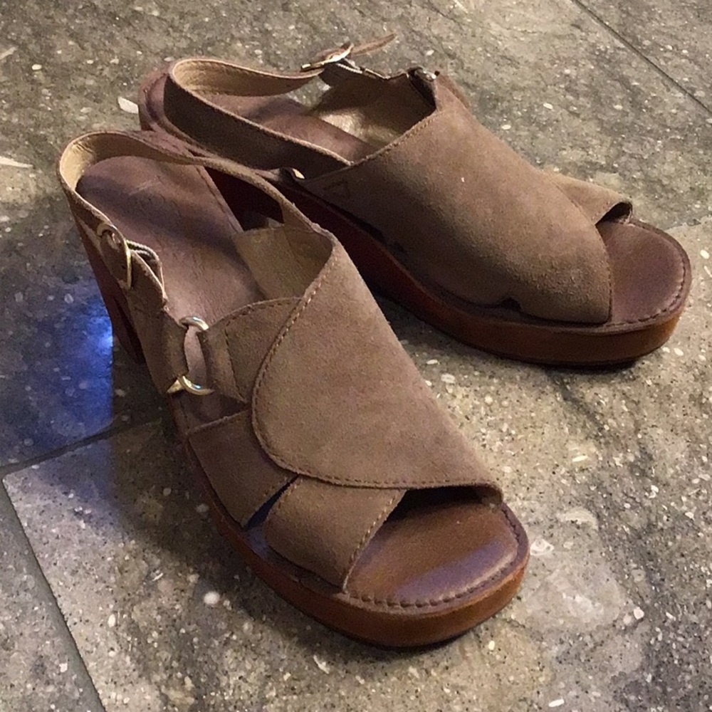 Latigo Iris tan leather sandals, 8.5 - Picture 15 of 16